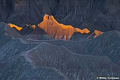 Golden Light Badlands 111624 8970