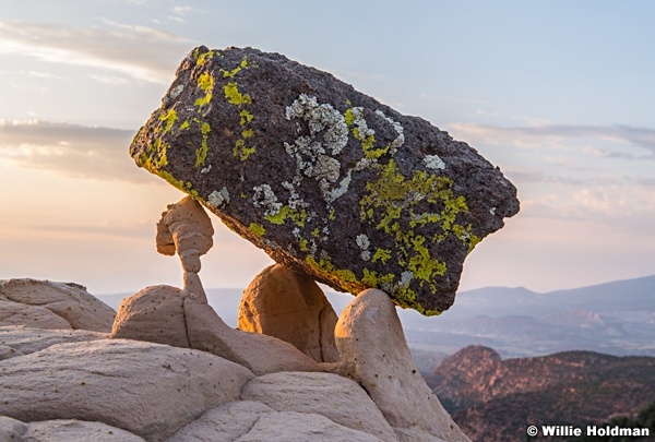 Balanced Rock Bouder Sunrise 082620 7193 3